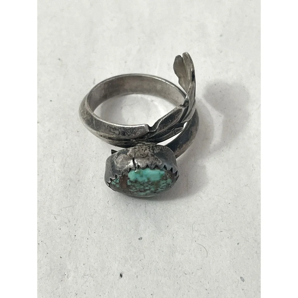 Vintage Sterling Silver Turquoise Ring Leaf Design Rustic Size 6